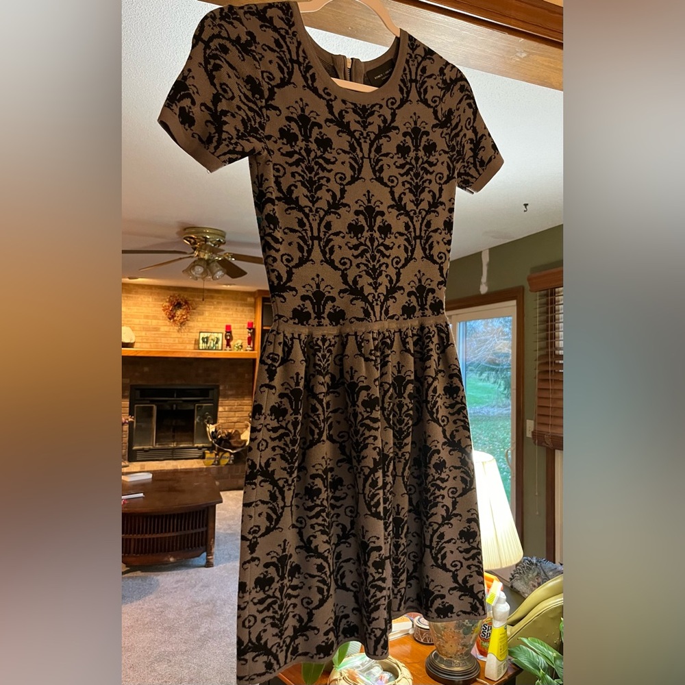 XS gray and black short sleeved sweater dress by Romeo and Juliet couture